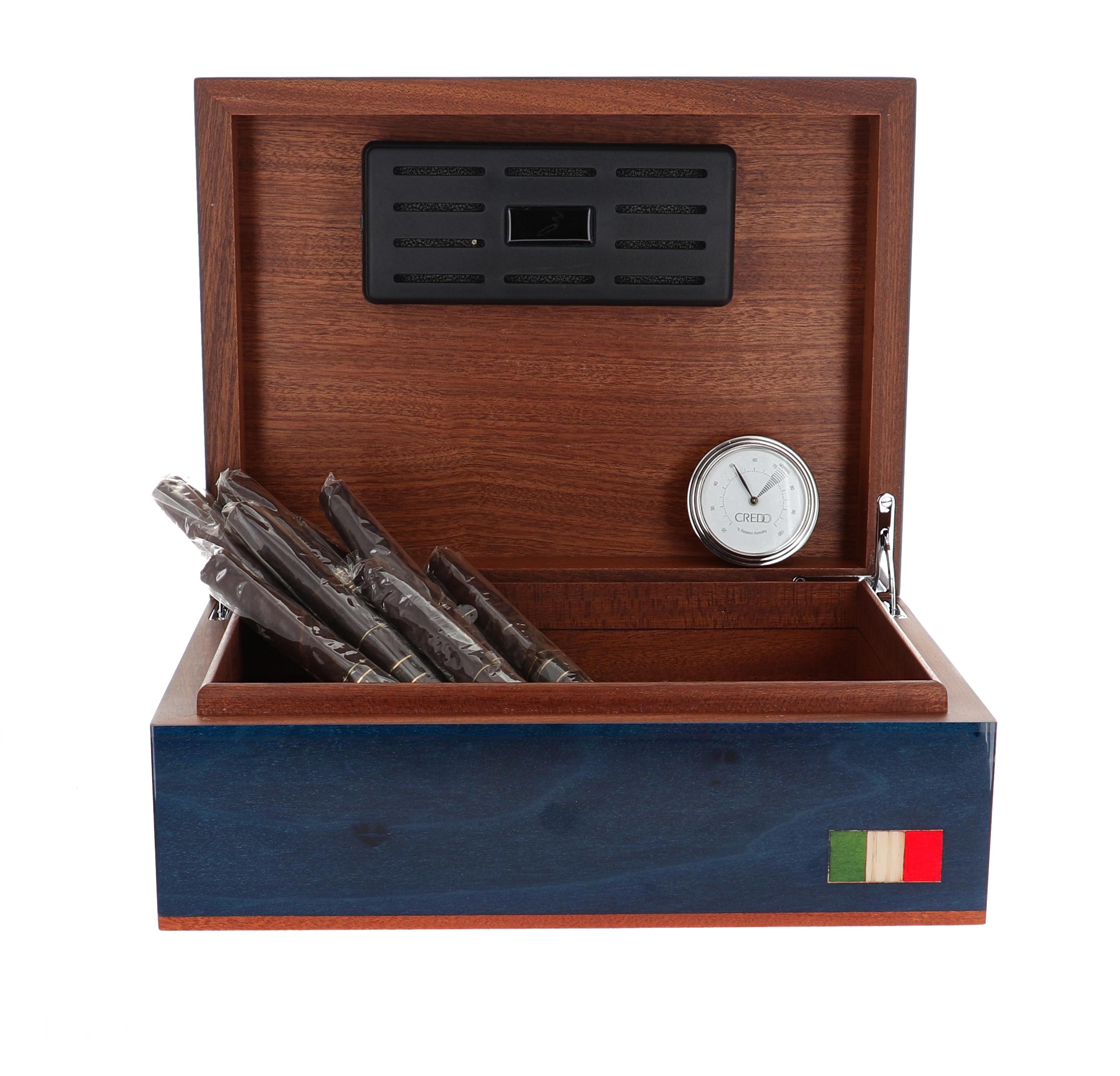 Gentili Pesaro Humidor Scatola Umidificata FIAT 500 Blu per 50 Sigari