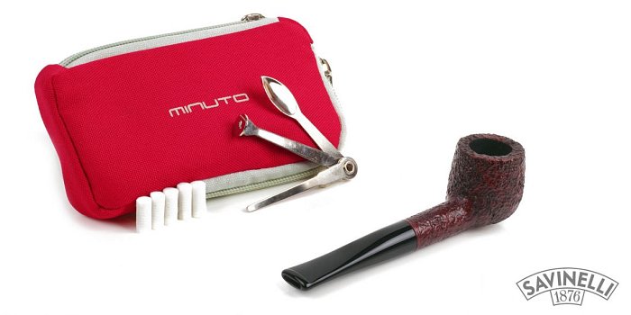 Pipa Savinelli - Minuto 109 Rusticata Dritta Bruna con Kit PrimaPipa