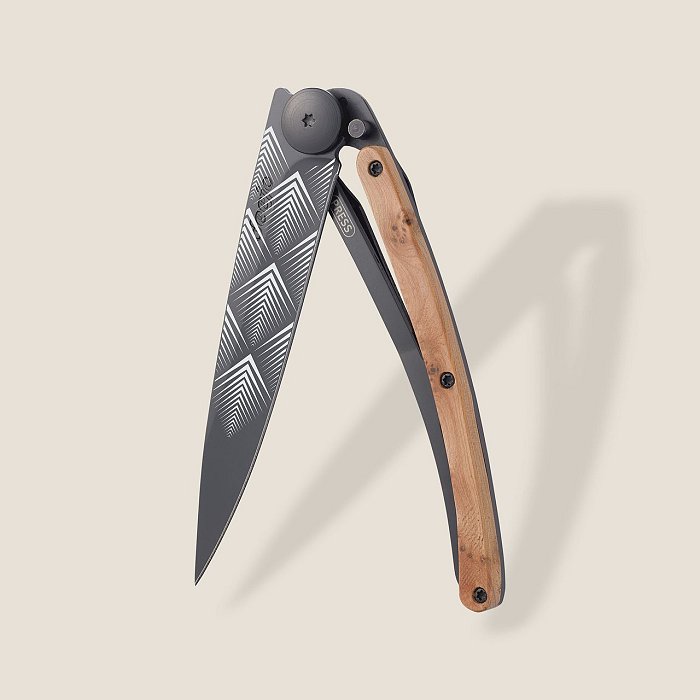 Deejo - Coltello 37G Art Déco - Legno di Ginepro