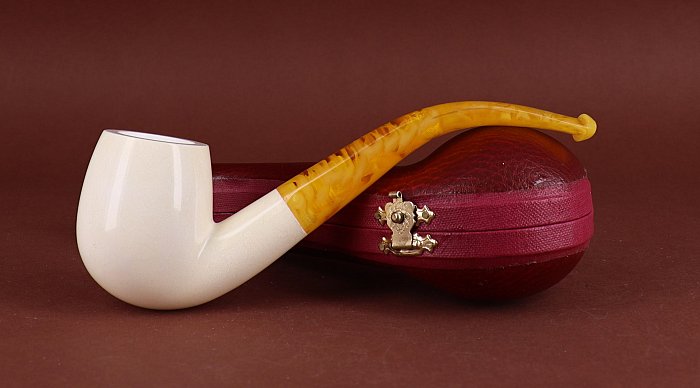 Pipa in Schiuma di mare Lubinski GRUPPO 6 LISCIA shape petite bent billiard