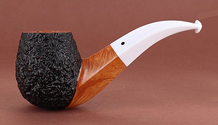 Pipa Castello SEA ROCK BRIAR G rusticata marrone shape magnum bent egg